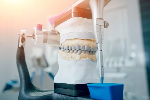 Dental lab in Arizona