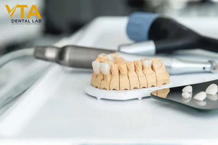 Crown Dental Laboratory